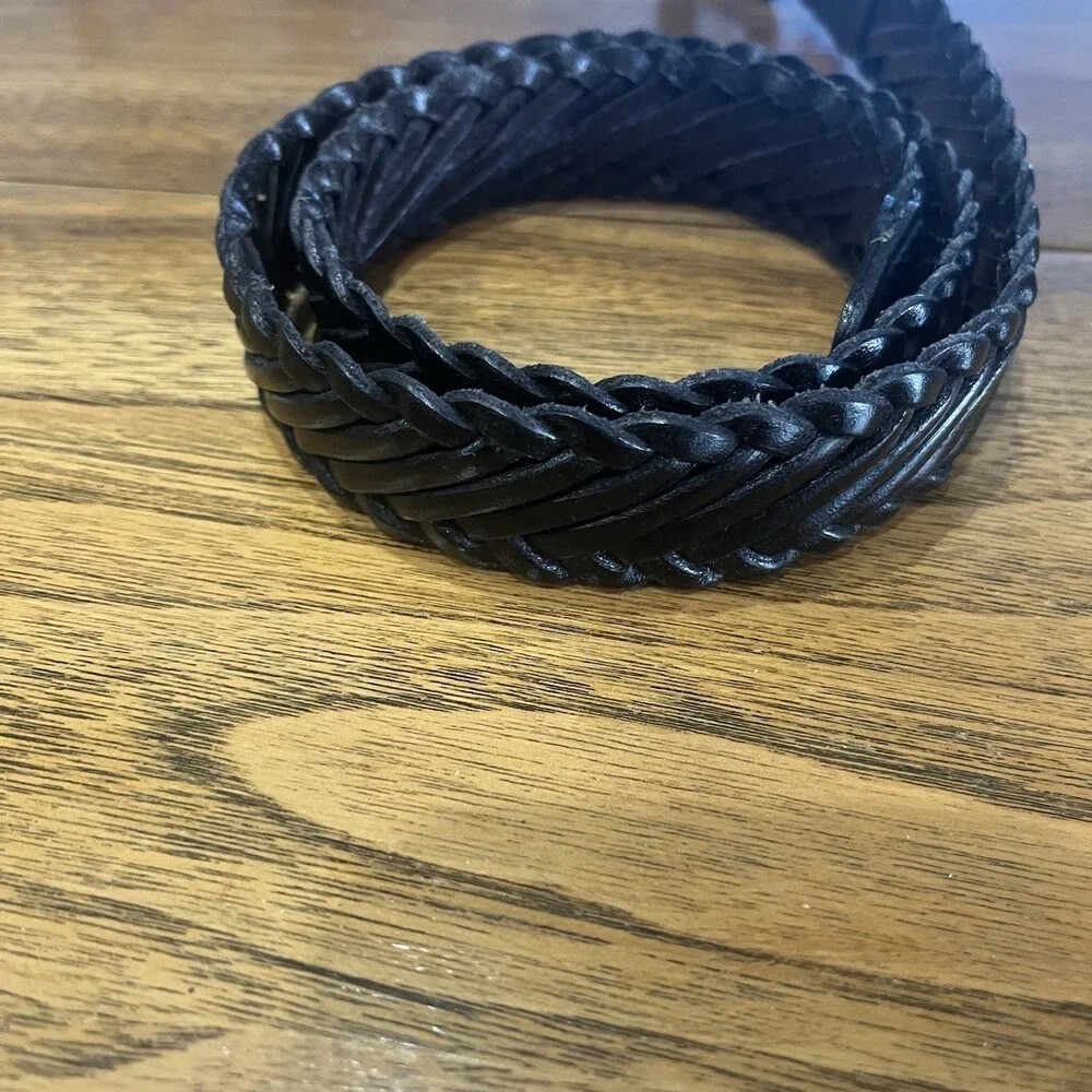 Ann Taylor Black Leather Braided Belt‎ Medium Classic Casual Career